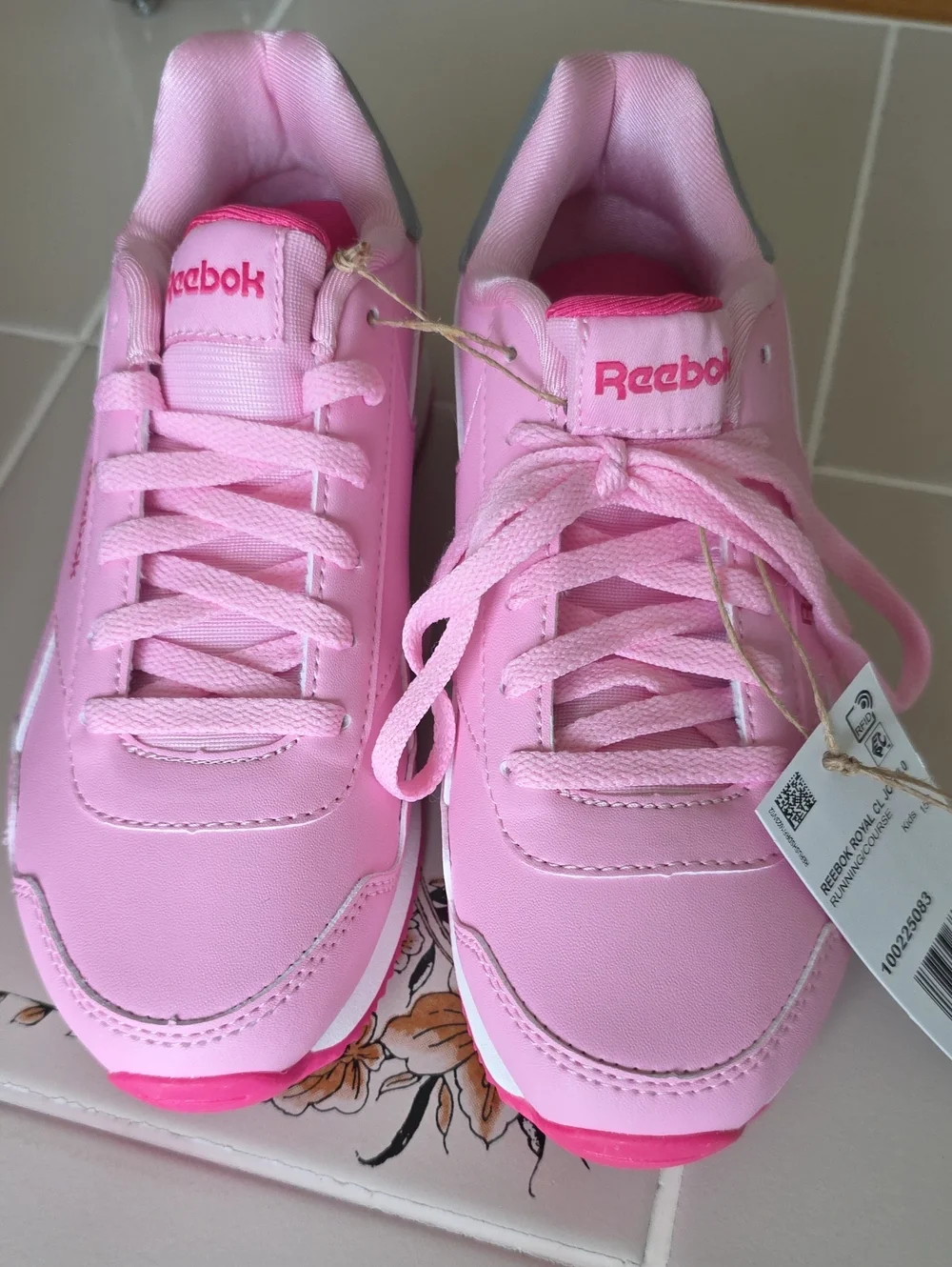 Reebok Kids Light Pink Sneakers with Hot Pink Accents Size 1